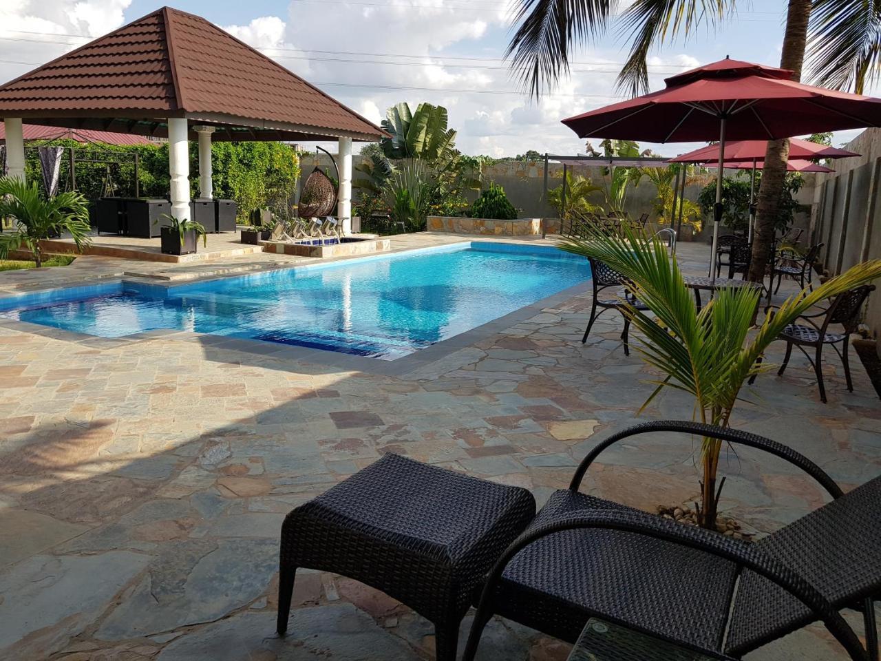 Sweet Garden Hotel Kumasi Exterior photo